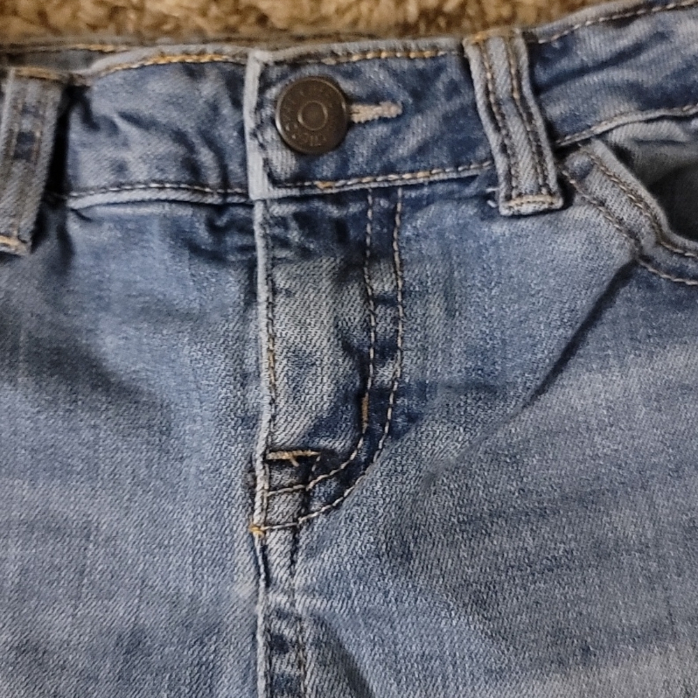 Cherokee Rolled Hem Jean Shorts Girl's Size 6 - Picture 2 of 4